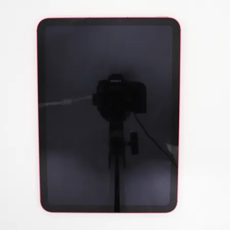 Ipad A16 Apple 128gb. Obs! Ipaden är låst och går ej att återställa/låsa upp. Säljes som reservdel.