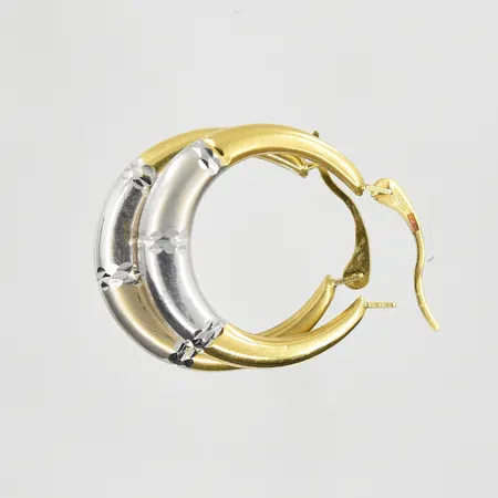 Diverse defekt guld, 18K. Vikt: 1,6 g