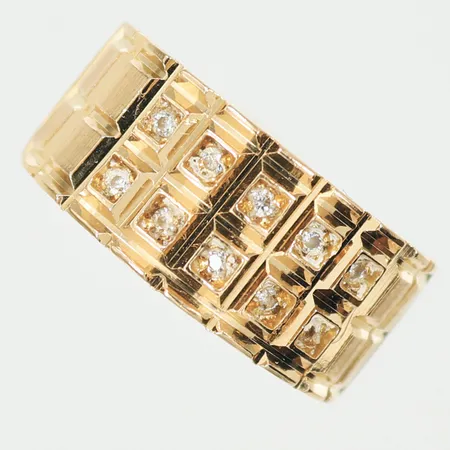 Ring med vita stenar, stl 17½, bredd 5,7-9mm 18K Vikt: 4,2 g