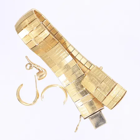 Diverse guld defekt 18K Vikt: 40,6 g