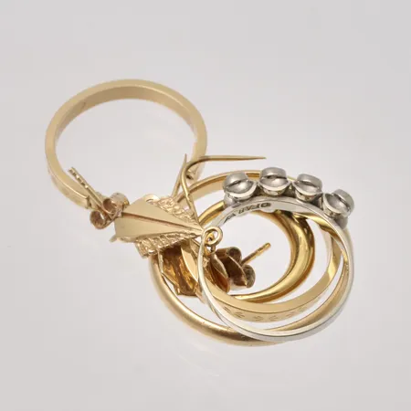 Diverse defekt guld, 18K, 10,68g.