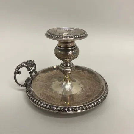 Nattljusstake höjd 10cm, Ø13cm, GMf år 1867, löstagbar ljusmanschett, repor, 830/1000 silver Vikt: 175,5 g