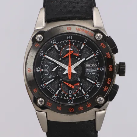 Herrur, Seiko Sportura, Ø42,8mm, chronograph, 891056, läderband, slitage, bruksskick, repor, inga tillbehör