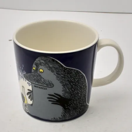 Muminmugg, Mårran, år 2005-, Arabia, Finland, porslin, höjd 8cm, Ø8cm, 30cl, märkt IP0713. Skickas med paket. Skickas med paket.
