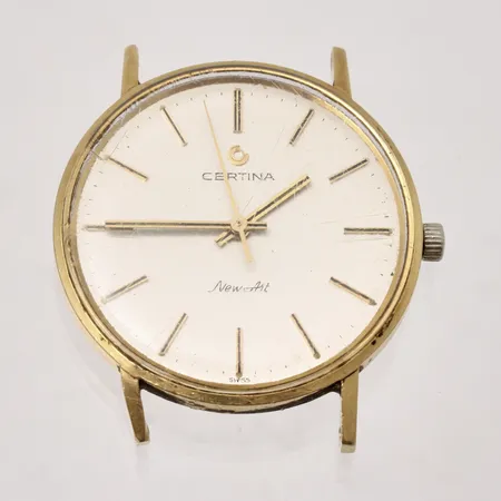 Herrur Certina Newart 18K manuell Ø33mm, defekt, fungerar ej, gravyr: för nit och redlighet i rikes tjänst, repig boett samt glas, inga tillbehör