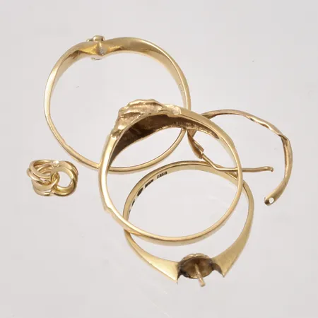 Diverse defekt guld, 18K, 4,43g.