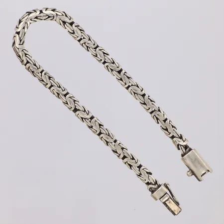 Armband, längd 22cm, bredd 4,7mm, repor, slitage Vikt: 21 g