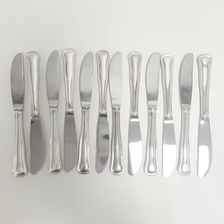 Tolv dessertknivar modell Gammal Dansk längd ca 16cm, COHR, blad i rostfritt stål, silver 830/1000, bruttovikt 395,9g Vikt: 395,9 g