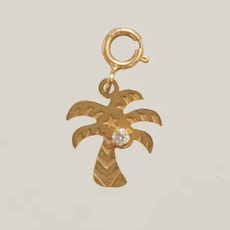 Berlock med vit sten palm träd längd inkl ögla 1,5cm, bredd 10mm, 18K Vikt: 0,3 g