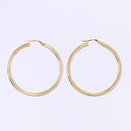 Ett par örhängen creoler Ø37mm bredd 2,5mm ihåliga lätt slitage 18K Vikt: 3,7 g