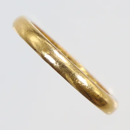 Ring slät gravyr 23K Vikt: 5,3 g