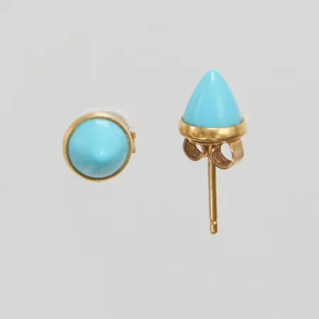 Örhängen med blå stenar Ø5,5mm, snurrebuss i oädel metall, 18K, bruttovikt 0,7g