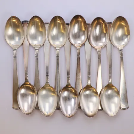 11 Matskedar, längd 18cm, modell Rosenholm, GAB, 830/1000 silver Vikt: 412,7 g
