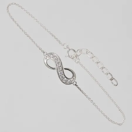 Armband med vita stenar längd ca 17-20cm bredd ca 1-8mm 925/1000 silver Vikt: 2,5 g