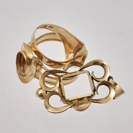 Diverse defekt guld, 18K, 7,81g.
