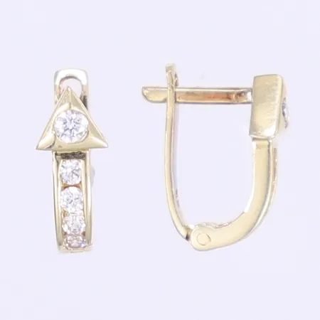 Örhängen med vita stenar längd 13mm bredd 2-5mm 14K Vikt: 1,8 g