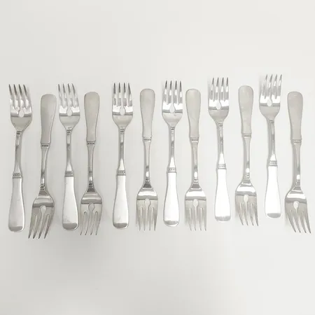 Tolv fiskgafflar modell Uppsala längd ca 20cm, MGAB, silver 830/1000 Vikt: 520,3 g