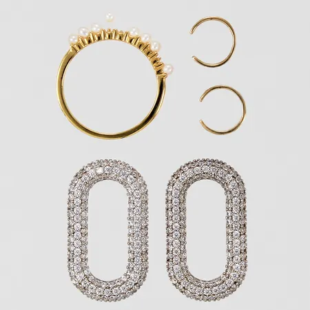 1 Ring saknar plastpärlor, 4 smyckesdelar 925/1000 silver Vikt: 10,3 g