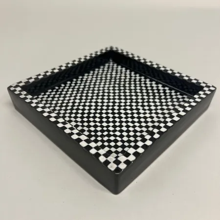 Fat, Domino 11, design Stig Lindberg (1916-1982), Gustavsberg, formgiven 1954, 15x15cm, svartvitrutigt stengods