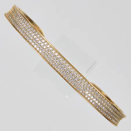 Stelt armband med vita stenar Sif Jakobs ca 62x48mm bredd ca 5-6mm förgyllt 925/1000 silver Vikt: 13,1 g