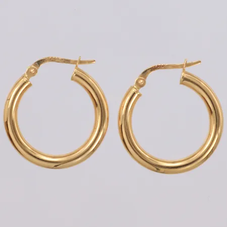 Örhängen creoler Ø21mm, bredd 3mm, smärre buckla, 18K  Vikt: 1,6 g