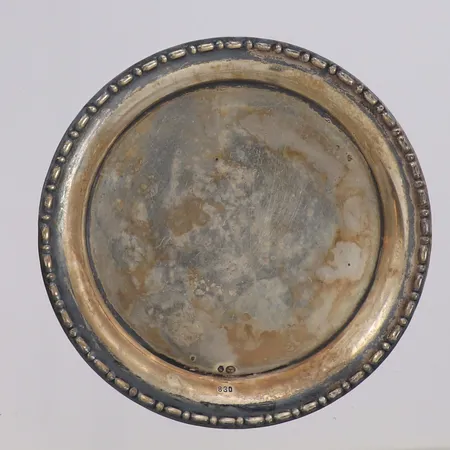 Miniatyrfat, Ø65mm, gravyr år 1927, små bucklor, 830/1000 silver Vikt: 10,7 g
