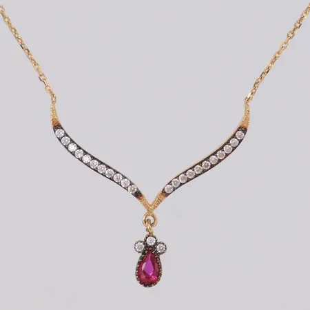 Collier med rosa och vita stenar, längd 44,5cm, bredd 24,5cm, 14K Vikt: 2,7 g