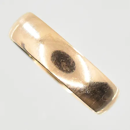 Ring stl 17¼, bredd 5 mm, 14K. Vikt: 2,9 g