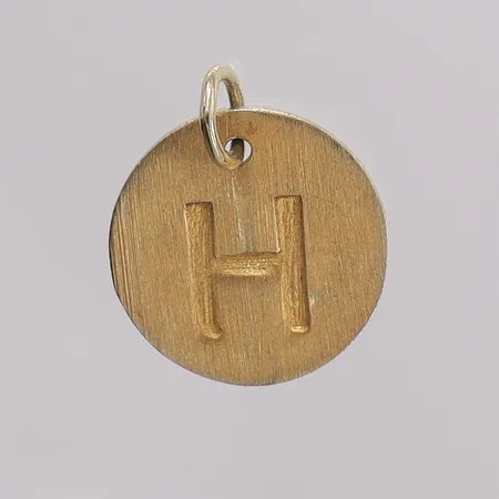 Hänge bokstav H, längd 16,9mm bredd 14,1mm, förgyllt silver 925/1000  Vikt: 1,2 g