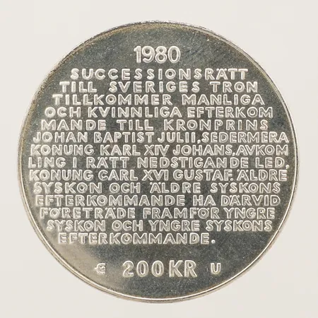 Minnesmynt 200kr Ø34mm, Sveriges Konung Carl XVI Gustaf För Sverige i tiden ändrad successionsordning år 1980, plastetui silver 925/1000 Vikt: 27 g