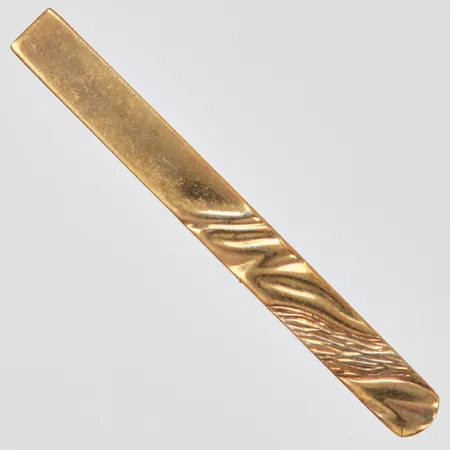 Slipsnål längd 6cm bred 6mm förgyllt, 830/1000 silver Vikt: 6,8 g