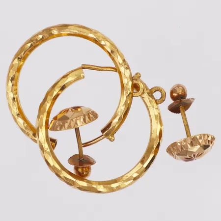 Diverse guld skeva stift bucklig detaljer, defekt, 18K Vikt: 4,7 g