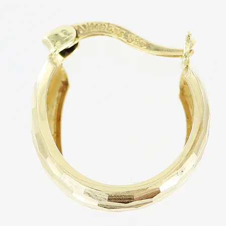 Örhänge udda creol längd 15mm, skev, 14K Vikt: 0,9 g