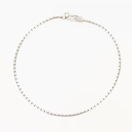 Armband halvstelt längd 18,5cm bredd 2,5mm, silver 835/1000 Vikt: 5,6 g