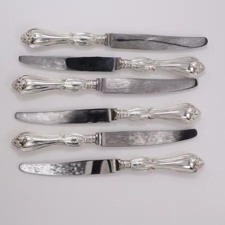 6 Smörgåsknivar Olga längd ca 17,5cm, blad i stål, GAB silver 830/1000 Vikt: 233,9 g