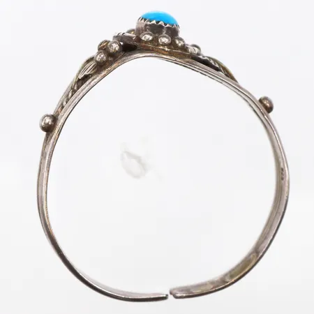 Armring med blå sten, Ø48mm, bredd 7-21,5mm, justerbar, skev skena, 925/1000 silver. Vikt: 21,3 g