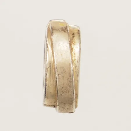 Udda örhänge Ø15,4mm, bredd 5,9mm silver 925/1000 Vikt: 4,7 g