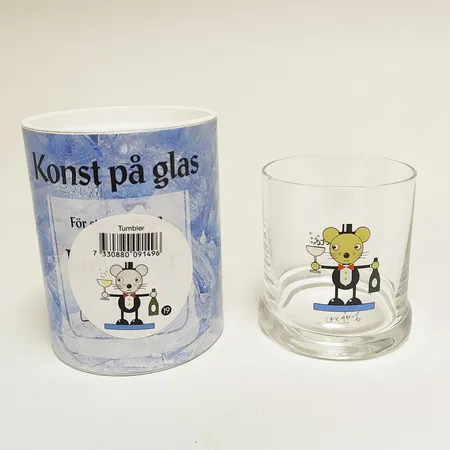 Dricksglas Lasse Åberg "Konst på glas" Etcetera Marketing AB, nr 19, kristall, höjd 8cm, Ø69mm, ryms ca 19cl, original förpackning.
