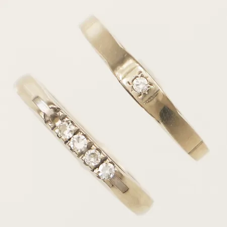 Två ringar med diamanter saknar stenar, stl:16½ vitguld 18K Vikt: 3,3 g