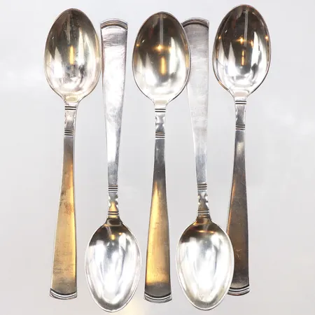 5 Kaffeskedar, 12cm, 830/1000 silver. Vikt: 73,4 g