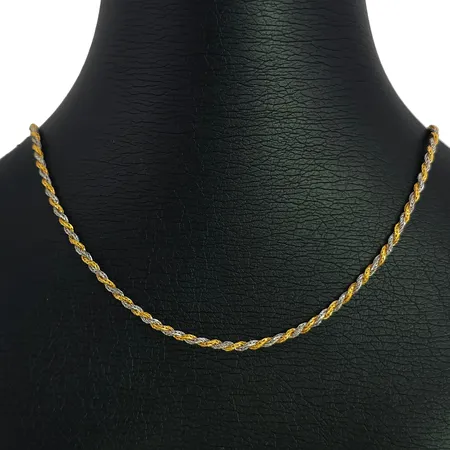 Halskedja Cordell i 18K guld, tvåfärgad modell, svensk kontrollstämpel, längd 40,5 cm, diameter 2 mm, fint skick Vikt: 6,6 g