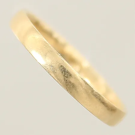 Ring slät stl:19½ bredd 3mm gravyr 18K Vikt: 3,5 g