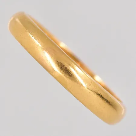 Ring stl 18½ graverad 18K Vikt: 4,5 g