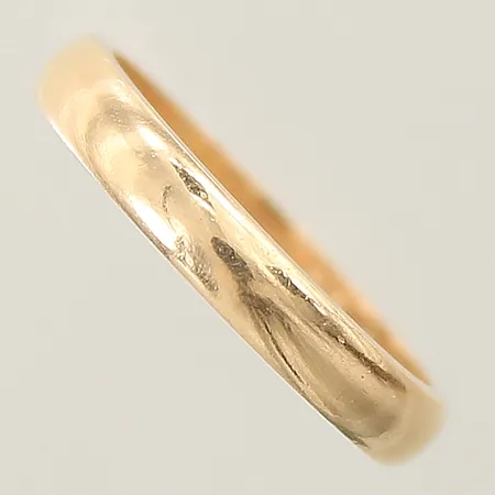 Ring slät stl: 17¼, bredd 3,2mm, gravyr 18K Vikt: 3,9 g