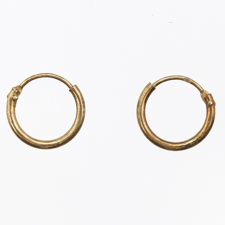 Örhängen runda, Ø10,9mm, bredd 1,2mm, förgyllt silver, 925/1000 silver.  Vikt: 0,3 g