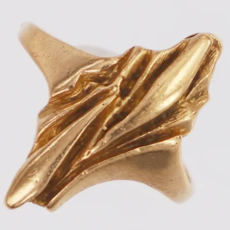 Ring stl:16¼ bredd 1,6-20,8mm, 18K  Vikt: 4 g