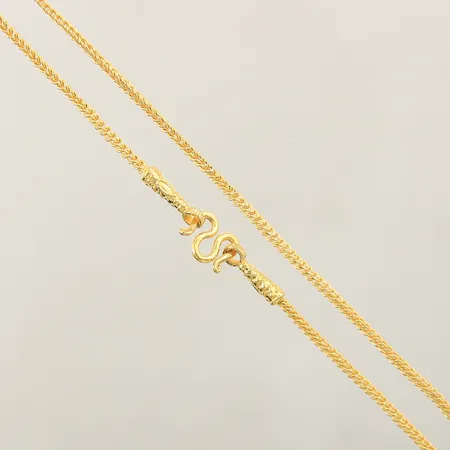 Kedja Rävsvans längd 55,5cm, bredd 1,7mm, skev, Thaiguld 1 Baht 23K Vikt: 15,2 g