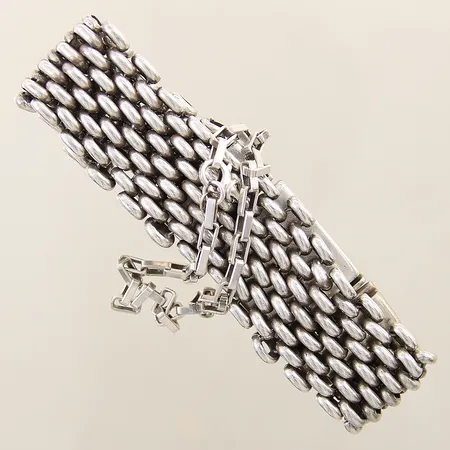 Diverse silversmycken defekta silver 925/1000 Vikt: 113,3 g