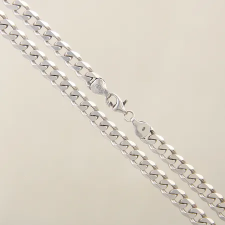 Kedja Pansar längd 50cm bredd 6,5mm mindre buckla runt ögla vid lås samt lås något böjt silver 925/1000 Vikt: 34,8 g