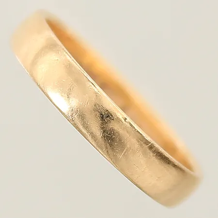 Ring slät stl: 19, bredd 3,9mm 18K Vikt: 4,1 g